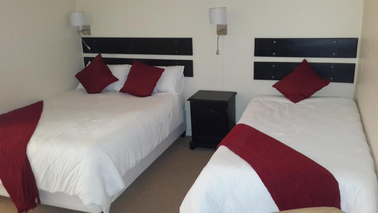 Victoria Hotel Bredasdorp Δωμάτιο φωτογραφία